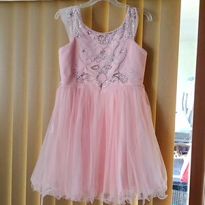 Size 14 girls party dress